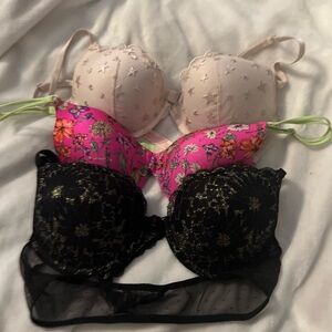 Victoria's Secret Black and Pink Lace Bra Set with Underwire